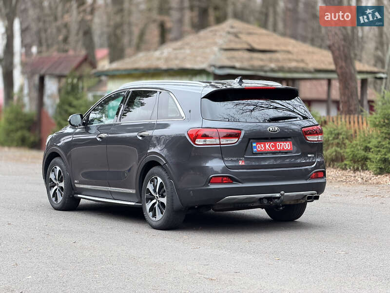Позашляховик / Кросовер Kia Sorento 2015 в Луцьку