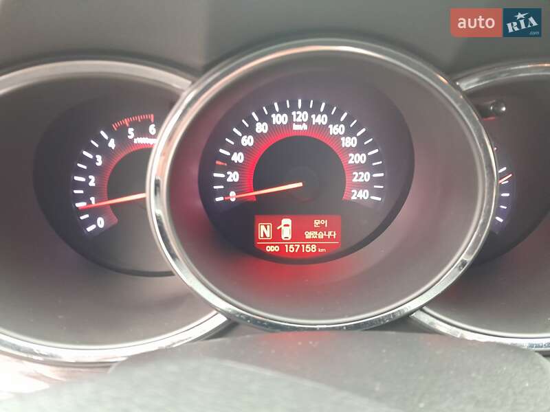 Позашляховик / Кросовер Kia Sorento 2012 в Полтаві