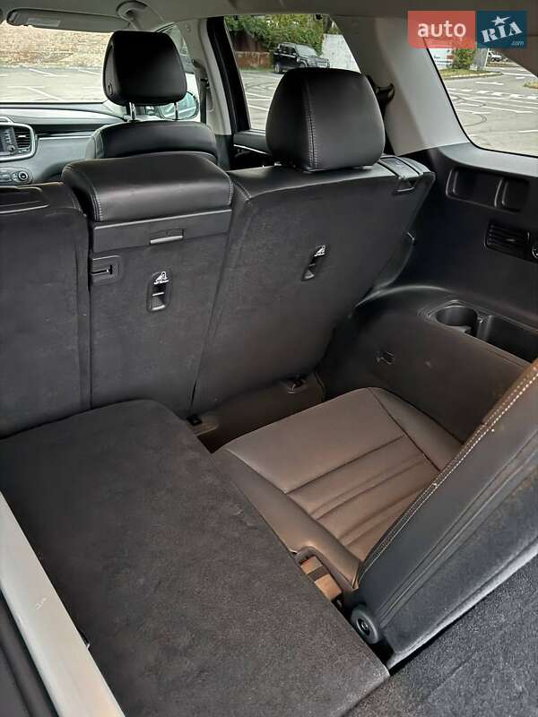 Позашляховик / Кросовер Kia Sorento 2016 в Києві