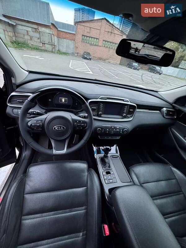 Позашляховик / Кросовер Kia Sorento 2016 в Києві