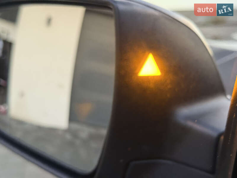 Позашляховик / Кросовер Kia Sorento 2013 в Рівному