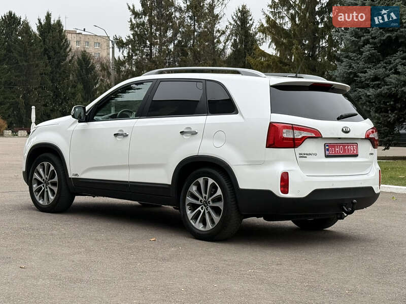 Внедорожник / Кроссовер Kia Sorento 2015 в Ровно