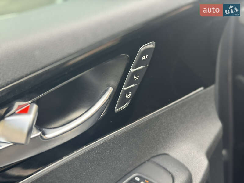 Внедорожник / Кроссовер Kia Sorento 2015 в Виннице