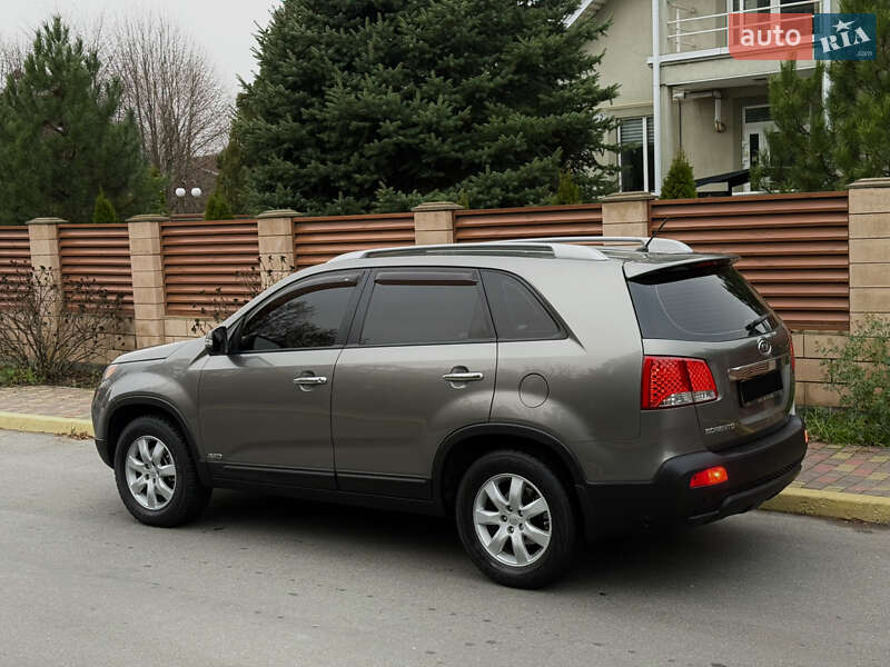 Позашляховик / Кросовер Kia Sorento 2012 в Дніпрі