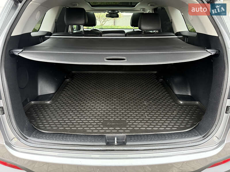 Позашляховик / Кросовер Kia Sorento 2015 в Стрию