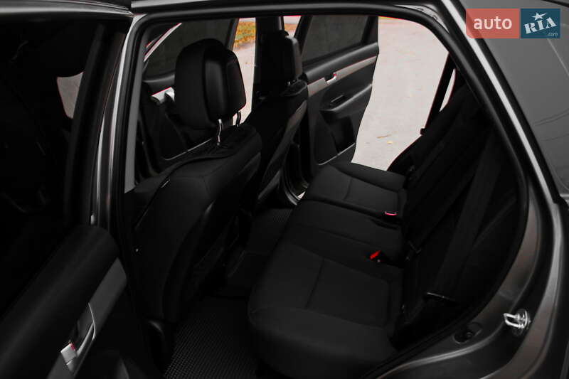 Позашляховик / Кросовер Kia Sorento 2012 в Дніпрі
