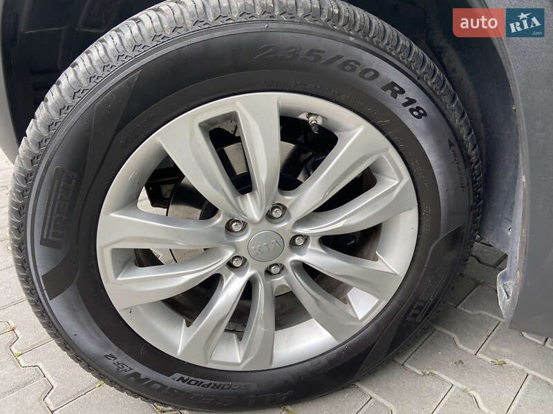 Внедорожник / Кроссовер Kia Sorento 2012 в Дрогобыче фото 27 Внедорожник / Кроссовер Kia Sorento 2012 в Дрогобыче