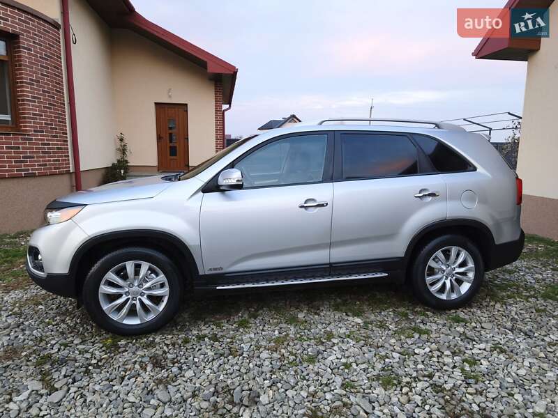Позашляховик / Кросовер Kia Sorento 2010 в Коломиї