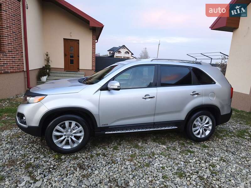 Позашляховик / Кросовер Kia Sorento 2010 в Коломиї