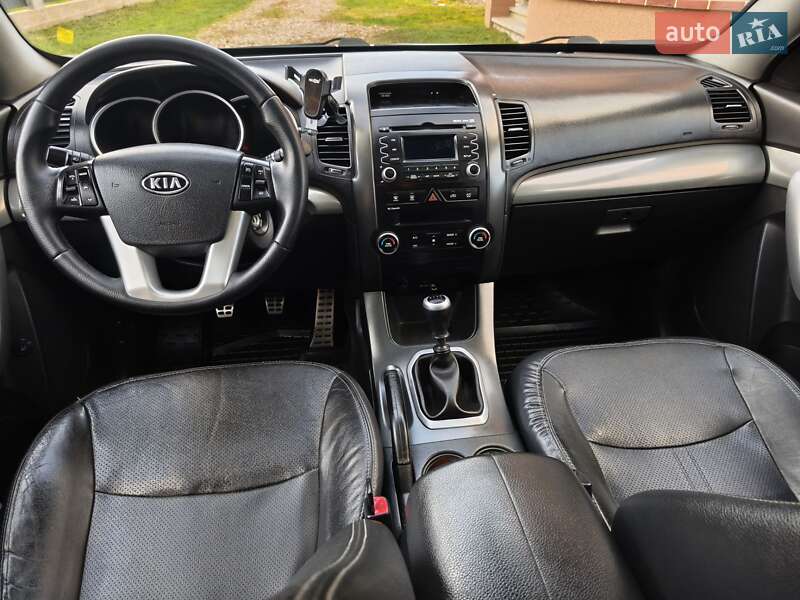 Позашляховик / Кросовер Kia Sorento 2010 в Коломиї