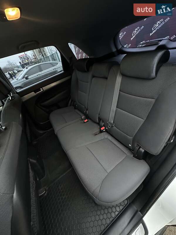 Внедорожник / Кроссовер Kia Sorento 2012 в Сумах