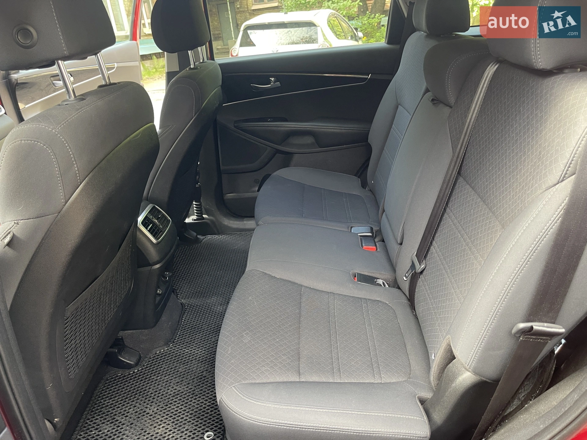 2017 Kia Sorento - мініатюра 18