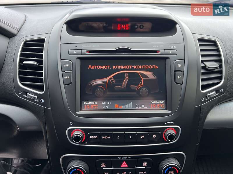 Внедорожник / Кроссовер Kia Sorento 2014 в Радивилове