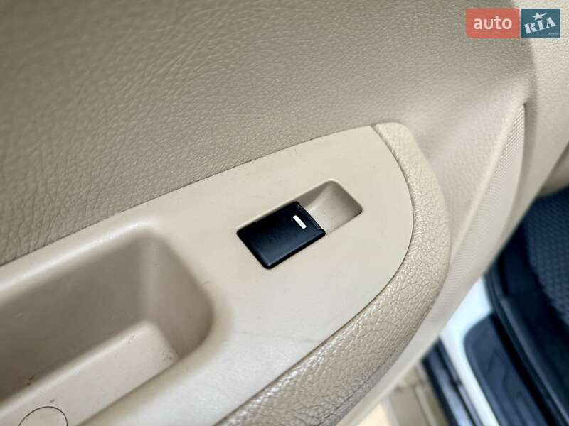 Внедорожник / Кроссовер Kia Sorento 2010 в Одессе