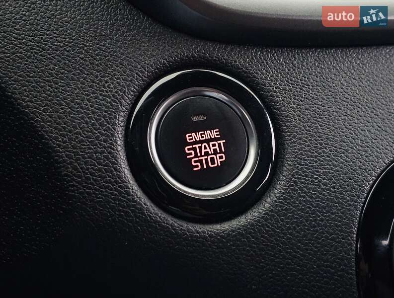 Внедорожник / Кроссовер Kia Sorento 2016 в Киеве