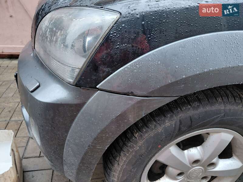 Позашляховик / Кросовер Kia Sorento 2005 в Охтирці