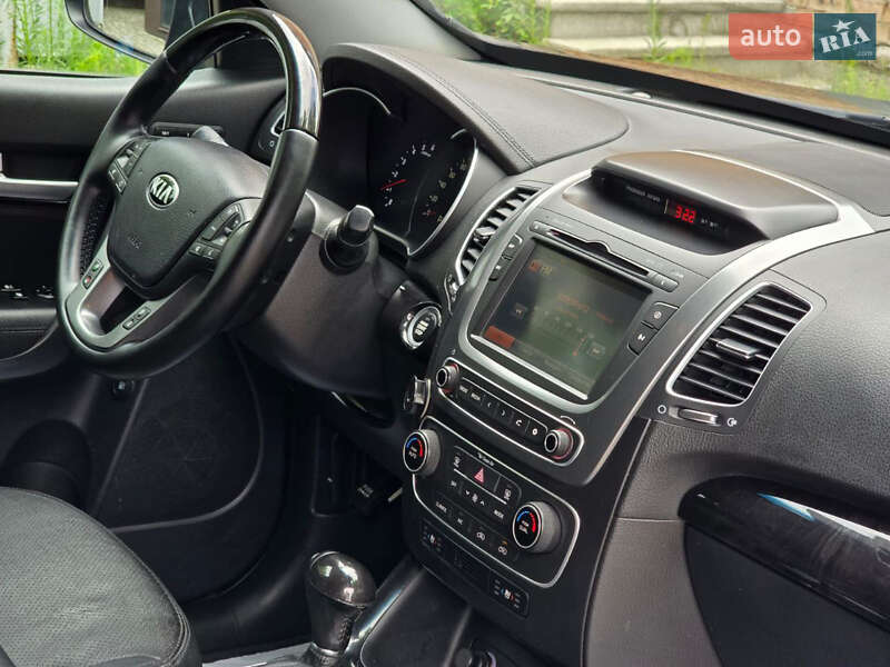 Внедорожник / Кроссовер Kia Sorento 2014 в Дубно фото 15 Внедорожник / Кроссовер Kia Sorento 2014 в Дубно