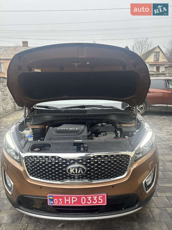 Позашляховик / Кросовер Kia Sorento 2015 в Рівному