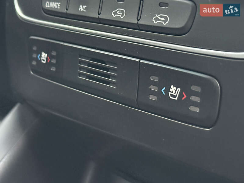 Внедорожник / Кроссовер Kia Sorento 2015 в Ровно фото 60 Внедорожник / Кроссовер Kia Sorento 2015 в Ровно