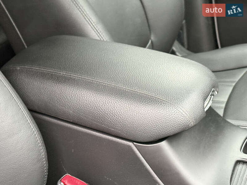 Внедорожник / Кроссовер Kia Sorento 2015 в Ровно фото 64 Внедорожник / Кроссовер Kia Sorento 2015 в Ровно