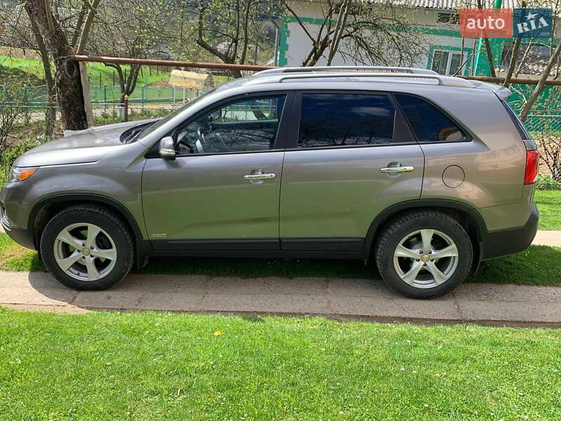 Внедорожник / Кроссовер Kia Sorento 2010 в Львове