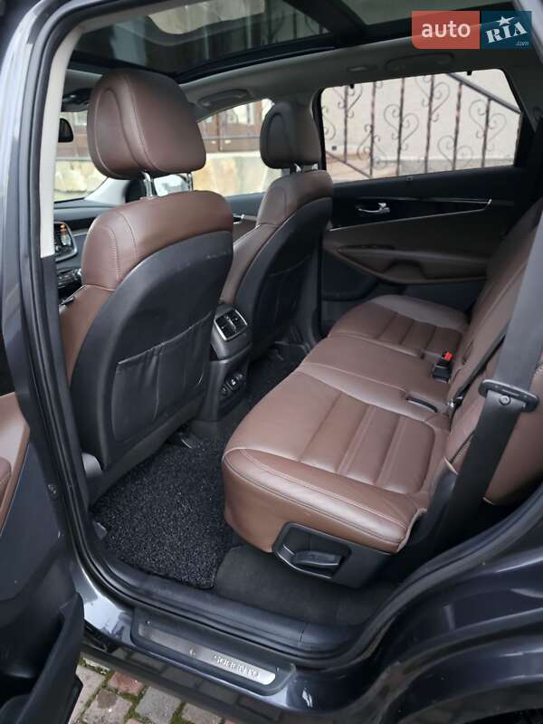 Внедорожник / Кроссовер Kia Sorento 2014 в Остроге