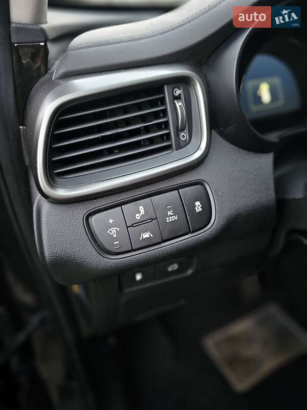 Внедорожник / Кроссовер Kia Sorento 2014 в Остроге