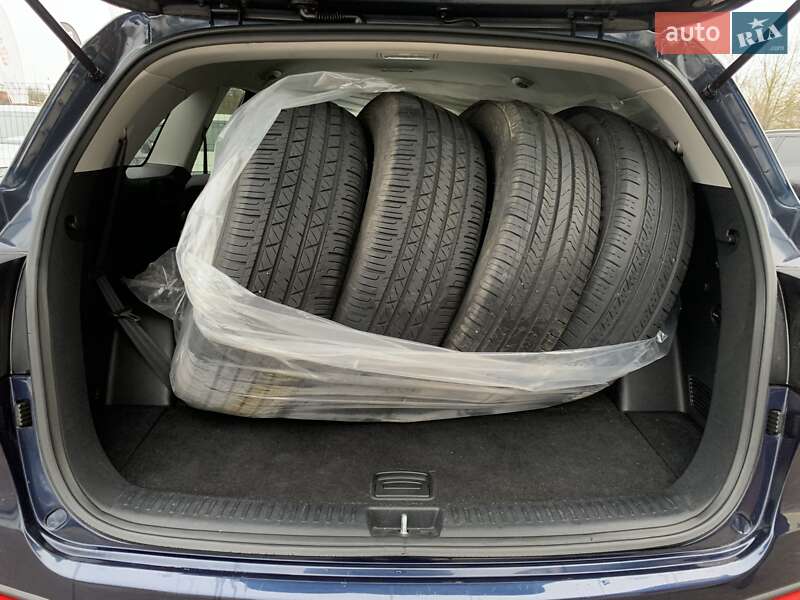 Позашляховик / Кросовер Kia Sorento 2014 в Бердичеві