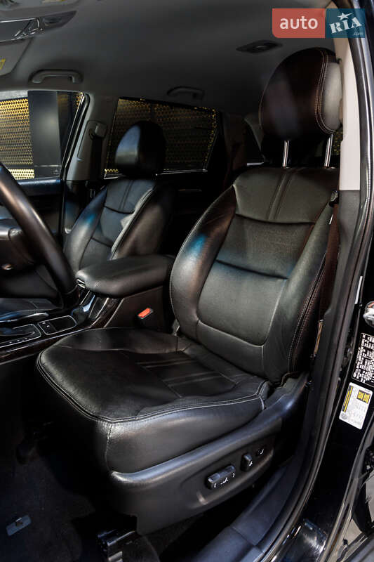 Позашляховик / Кросовер Kia Sorento 2013 в Луцьку