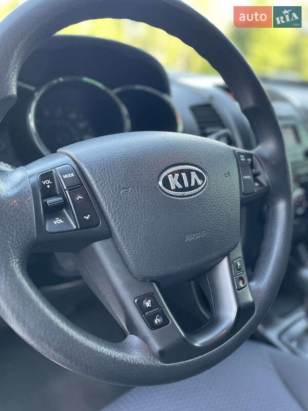 Позашляховик / Кросовер Kia Sorento 2011 в Дрогобичі