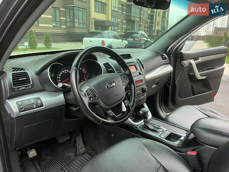 Позашляховик / Кросовер Kia Sorento 2013 в Чернігові