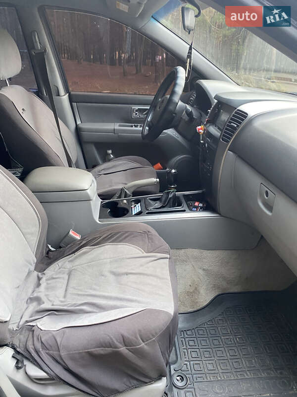 Позашляховик / Кросовер Kia Sorento 2005 в Дніпрі