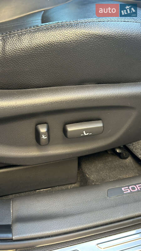 Позашляховик / Кросовер Kia Sorento 2013 в Калуші