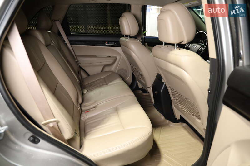 Позашляховик / Кросовер Kia Sorento 2012 в Луцьку
