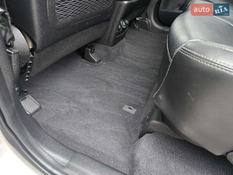 Внедорожник / Кроссовер Kia Sorento 2015 в Запорожье