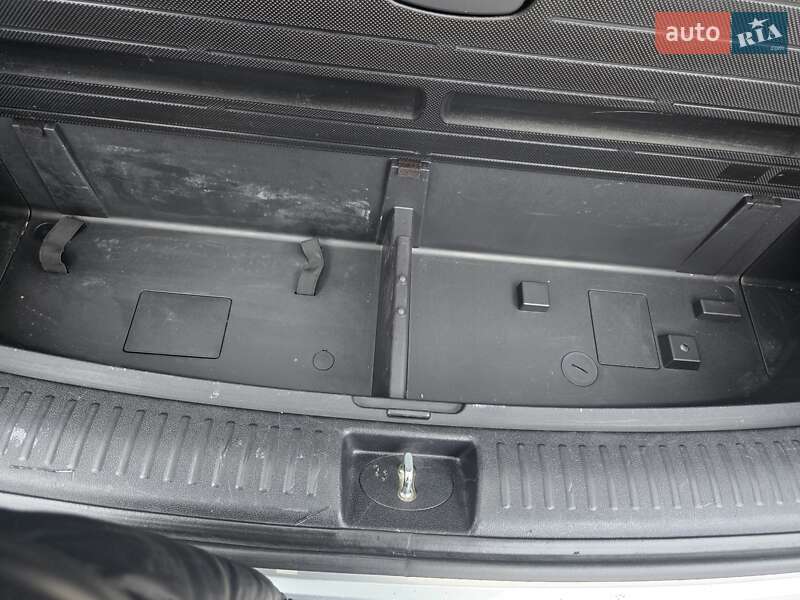 Внедорожник / Кроссовер Kia Sorento 2015 в Запорожье