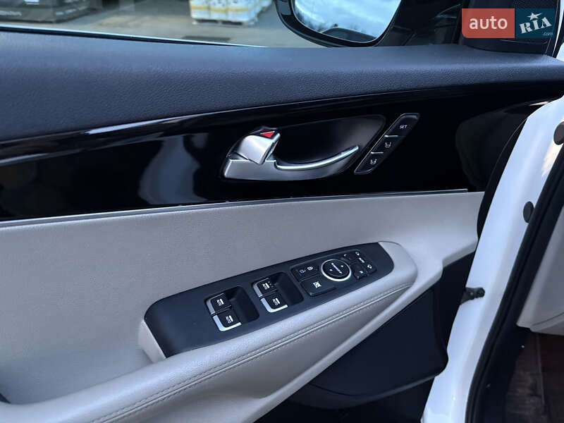 Внедорожник / Кроссовер Kia Sorento 2018 в Киеве фото 18 Внедорожник / Кроссовер Kia Sorento 2018 в Киеве