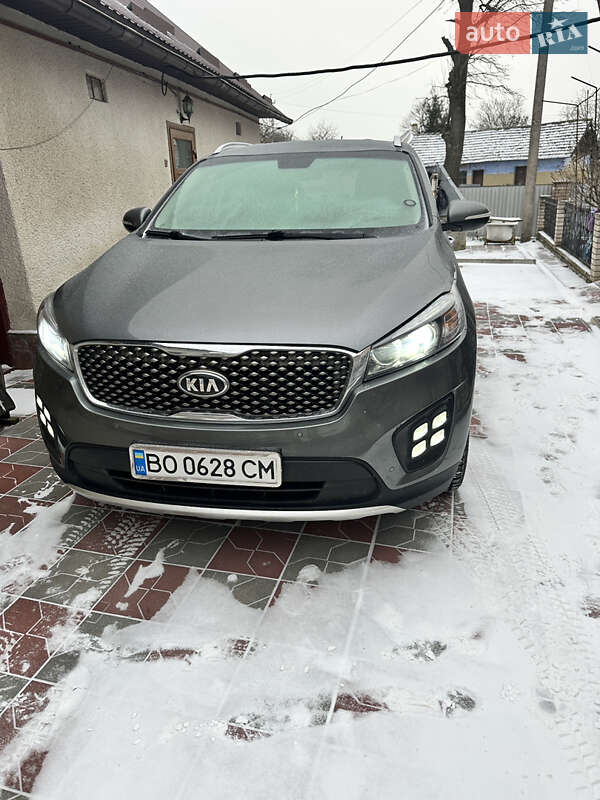 Позашляховик / Кросовер Kia Sorento 2016 в Тернополі