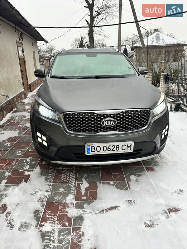 Позашляховик / Кросовер Kia Sorento 2016 в Тернополі