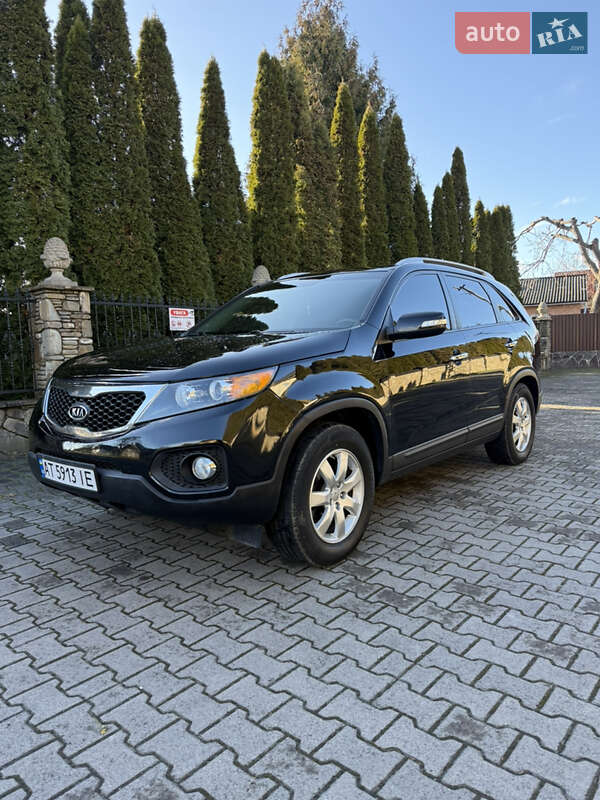 Позашляховик / Кросовер Kia Sorento 2011 в Надвірній