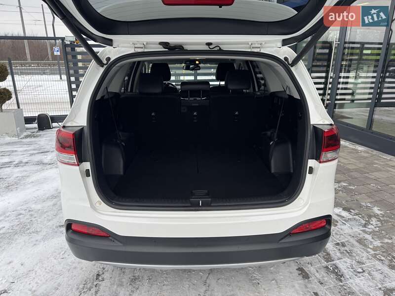 Позашляховик / Кросовер Kia Sorento 2016 в Рівному
