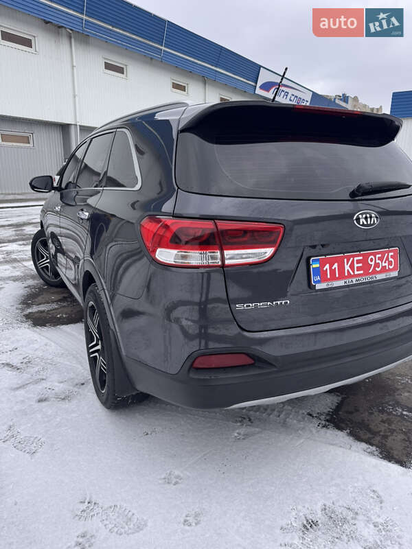 Позашляховик / Кросовер Kia Sorento 2016 в Луцьку