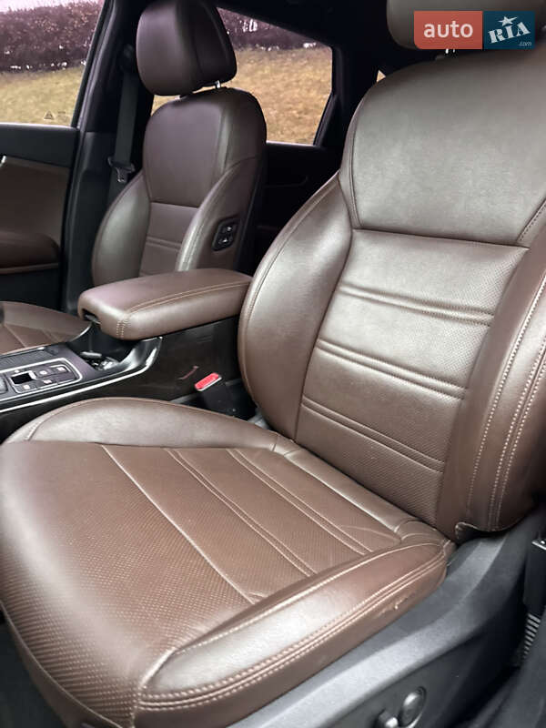 Позашляховик / Кросовер Kia Sorento 2016 в Луцьку