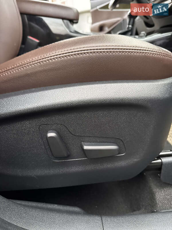 Позашляховик / Кросовер Kia Sorento 2016 в Луцьку