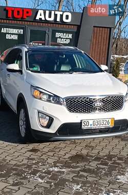 Позашляховик / Кросовер Kia Sorento 2016 в Чернівцях