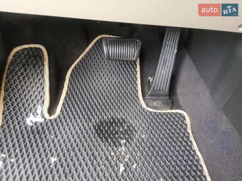 Позашляховик / Кросовер Kia Sorento 2014 в Кам'янець-Подільському фото 19 Позашляховик / Кросовер Kia Sorento 2014 в Кам'янець-Подільському