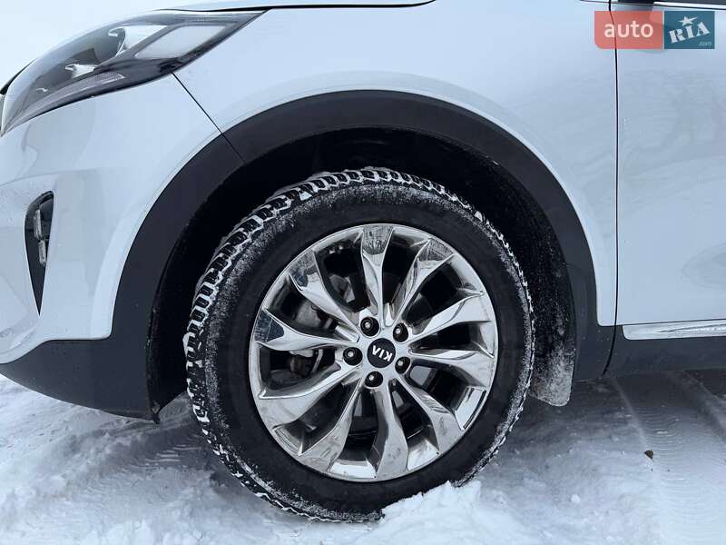 Позашляховик / Кросовер Kia Sorento 2018 в Луцьку