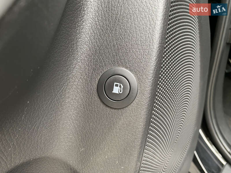 Внедорожник / Кроссовер Kia Sorento 2011 в Дрогобыче фото 29 Внедорожник / Кроссовер Kia Sorento 2011 в Дрогобыче