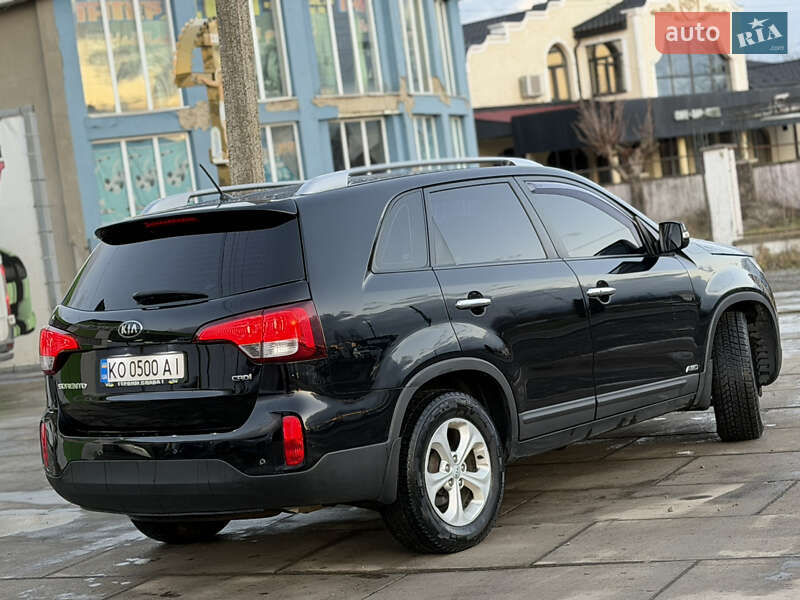 Внедорожник / Кроссовер Kia Sorento 2013 в Хусте