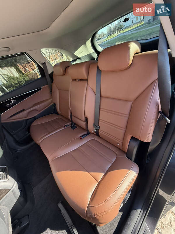 Внедорожник / Кроссовер Kia Sorento 2017 в Одессе фото 29 Внедорожник / Кроссовер Kia Sorento 2017 в Одессе